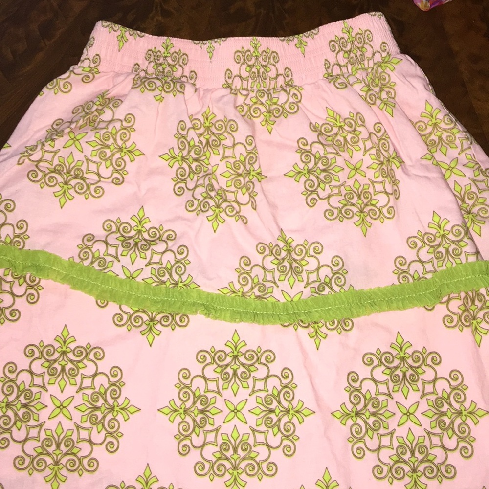 Girls size 10 trish scully pink and green skirt.